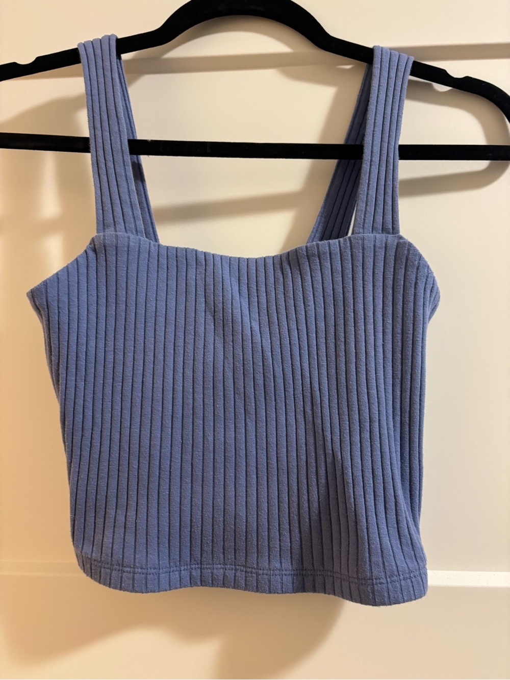American Eagle and Hollister Ribbed Crop Tanks Bundle